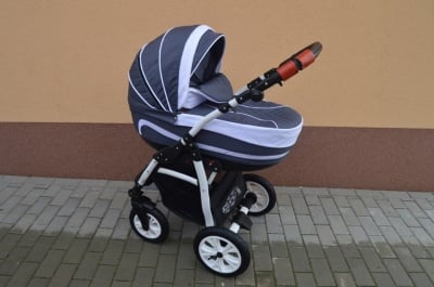 Бебешка количка 3в1 Carrera цвят:04