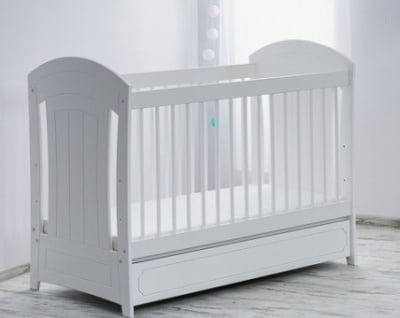 Детска кошара Gucio с чекмедже 60/120см Цвят: Бял