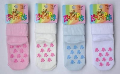 Бебешки чорашки със стъпка 0-6 месеца