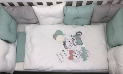 Луксозен спален комплект от 12ч с възглавнички Bambino Casa Pillows verde-зелен