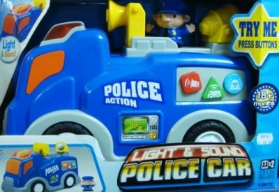 Детска играчка полицейска кола 18м+
