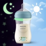 Нощен комплект за бебе Philips AVENT SCD838/17 със шише за хранене Natural Response 260 мл с биберон без протичане със среден поток и залъгалка Ultra Soft