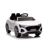 Ел.джип Audi SQ8 бял