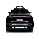 Ел.джип Audi SQ8 черен