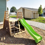 Детска дървена пързалка с катерушка за двор GINGER HOME, 285×152×123 см