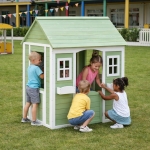 Детска Дървена Къщичка за Игра на Открито GINGER HOME – Градинска Къща за Деца, Зелено и Бяло, 107×90×144 см