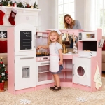 Голяма Детска Дървена Кухня GINGER HOME, Ъглова с Мивка с Течаща Вода, Звук и Светлина, Хладилник, Микровълнова, Пералня, Прозорец, Завеси и Аксесоари, 134x80x99 см