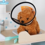 Детска Ветеринарна Клиника Играчка GINGER HOME – Дървен Ветеринарен Център с Аксесоари и Плюшено Куче, 89×57×30 см