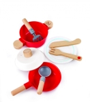 Дървен комплект за готвене и сервиране, Hape, Малък готвач, 8 части