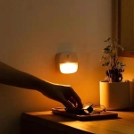 Нощна лампа със сензор за движение