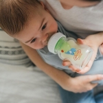 Стъклено бебешко шише Dr.Brown's Natural Flow Anti-Colic Options+ Wide Neck Elephant, 150 мл.